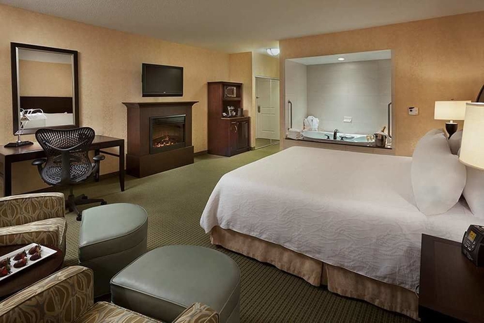 Imagen de la habitación del Hotel Revery Toronto Downtown, Curio Collection by Hilton. Foto 4