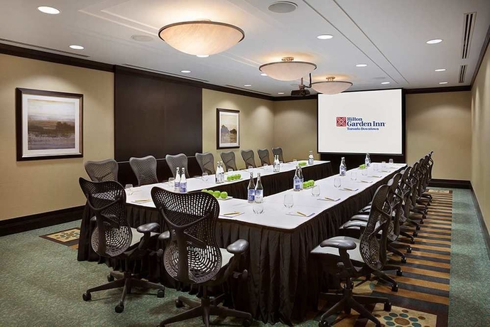 Imagen de los interiores del Hotel Revery Toronto Downtown, Curio Collection by Hilton. Foto 14