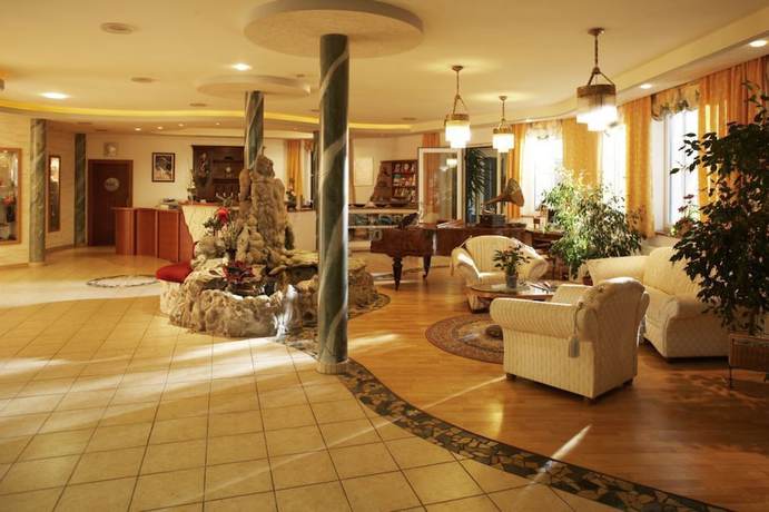 Imagen de los interiores del Hotel Revita Kocher. Foto 15