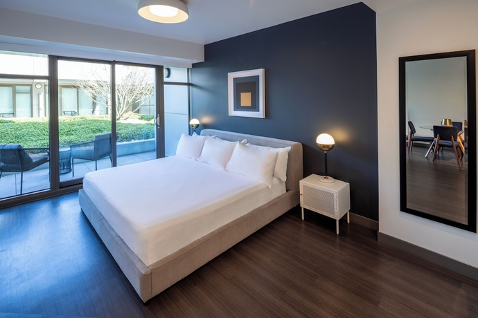 Imagen de la habitación del Hotel Revival English Bay, Vancouver. Foto 14