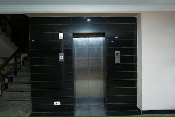 Imagen general del Hotel Revking at Batra. Foto 4