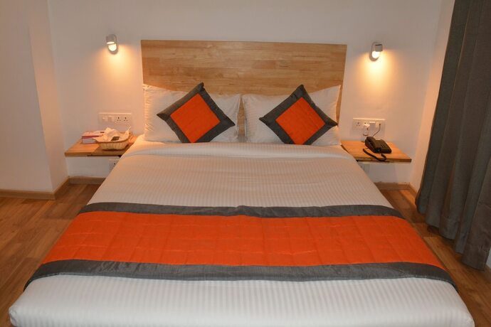 Imagen de la habitación del Hotel Revking at Batra. Foto 15