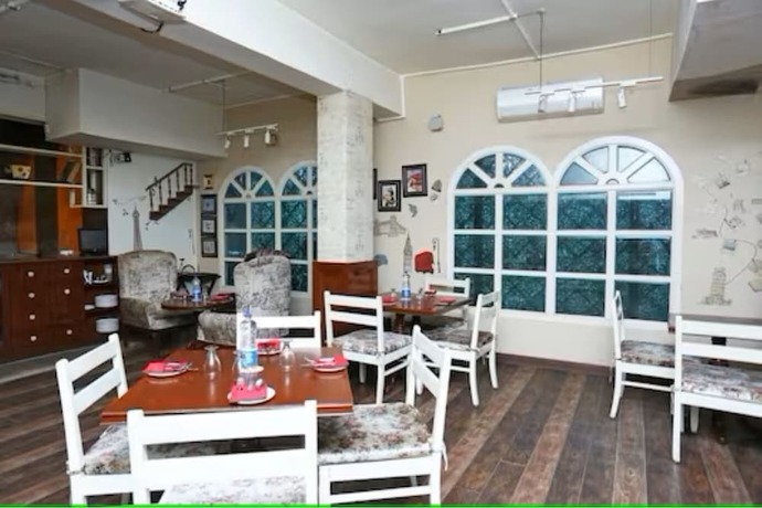 Imagen general del Hotel Revking at Batra. Foto 9