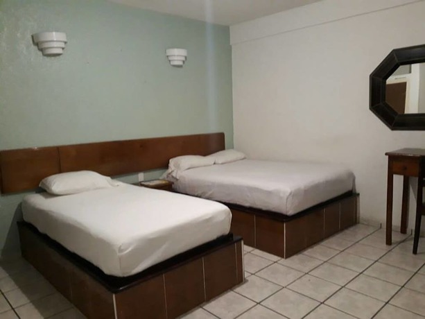 Imagen de la habitación del Hotel Revolucion. Foto 5