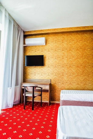 Imagen de la habitación del Hotel Revu. Foto 4