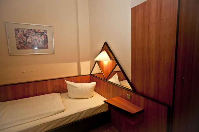 Imagen de la habitación del Hotel Rewari Berlin. Foto 16