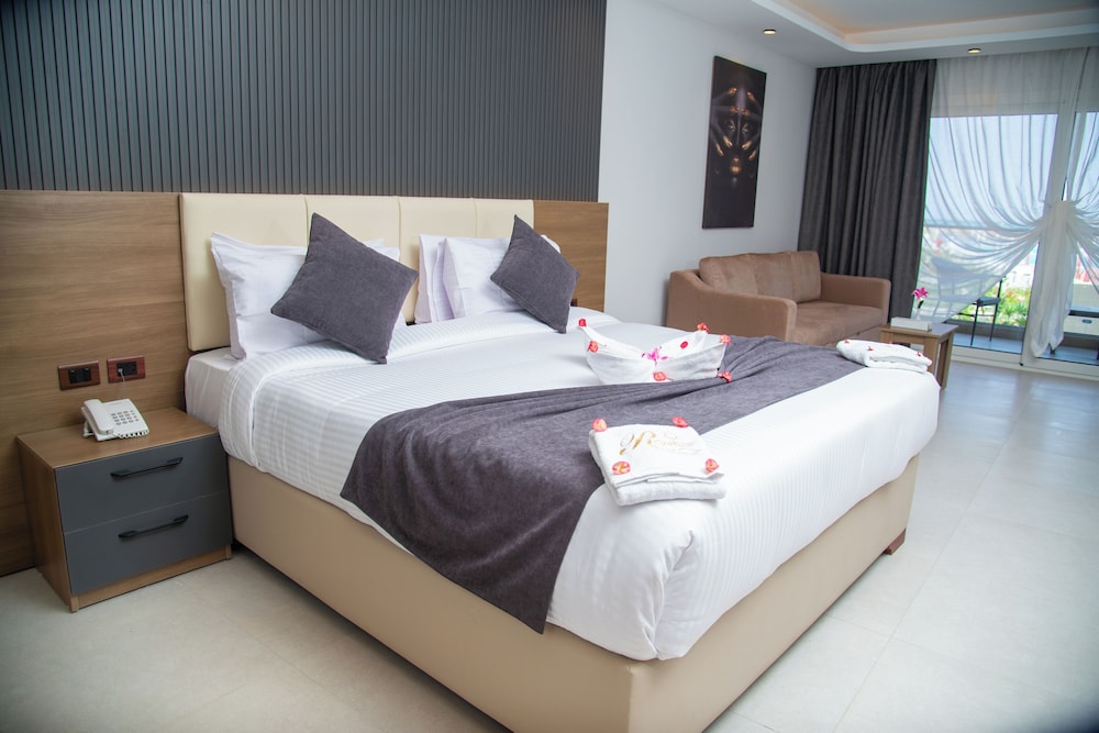 Imagen de la habitación del Hotel Rewaya Majestic Resort. Foto 3