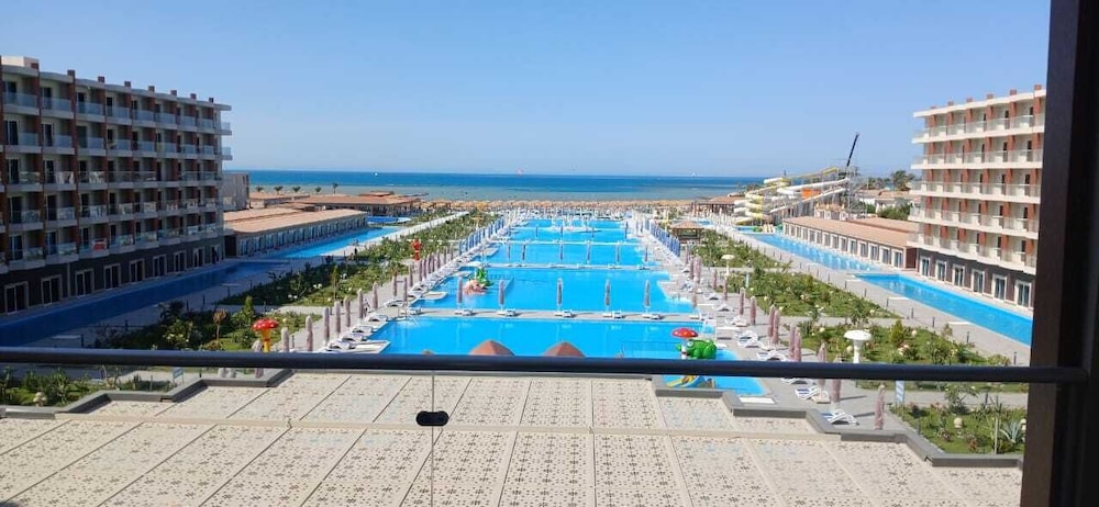 Imagen general del Hotel Rewaya Majestic Resort. Foto 1