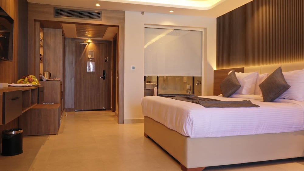 Imagen de la habitación del Hotel Rewaya Majestic Resort. Foto 11