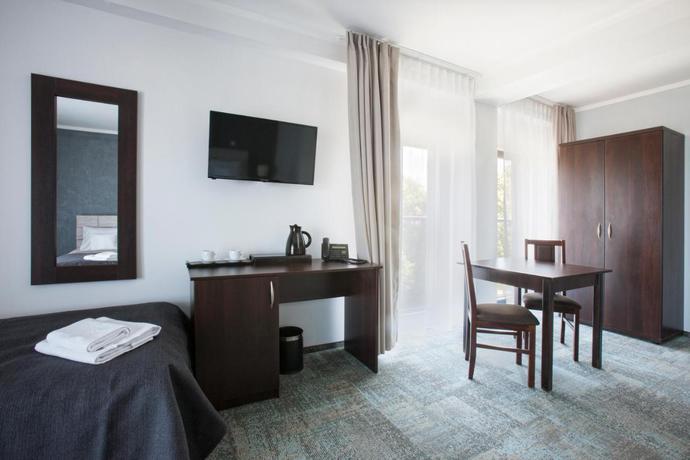 Imagen de la habitación del Hotel Rewita Korab. Foto 5