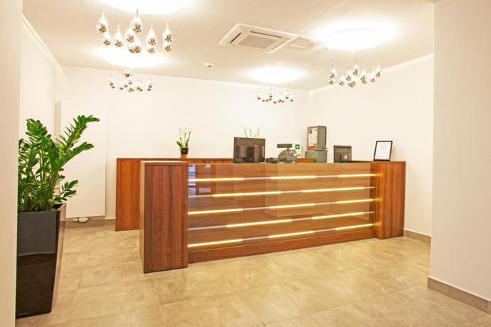 Imagen de los interiores del Hotel Rewita Korab. Foto 12