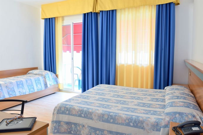 Imagen de la habitación del Hotel Rex, Caorle. Foto 6