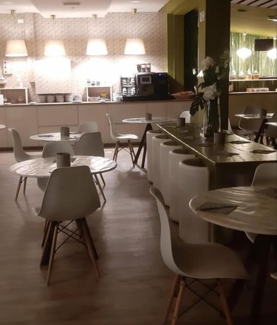 Imagen de la habitación del Hotel Rex, Gabicce Mare. Foto 8