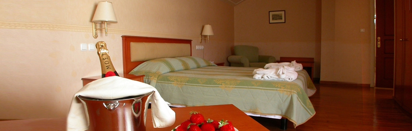 Imagen de la habitación del Hotel Rex, Kalamata. Foto 6