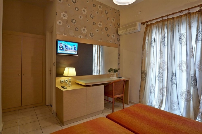 Imagen de la habitación del Hotel Rex, Kalambaka. Foto 9