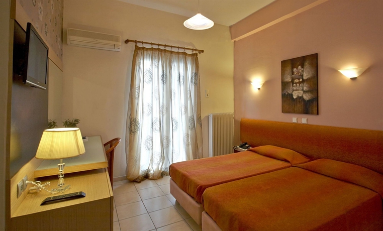 Imagen de la habitación del Hotel Rex, Kalambaka. Foto 13