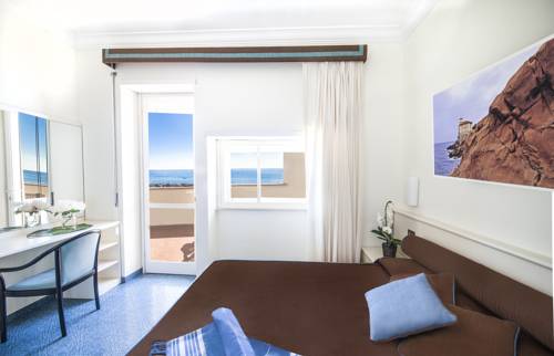 Imagen de la habitación del Hotel Rex, Livorno. Foto 6