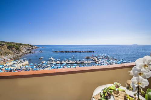 Imagen de la habitación del Hotel Rex, Livorno. Foto 10