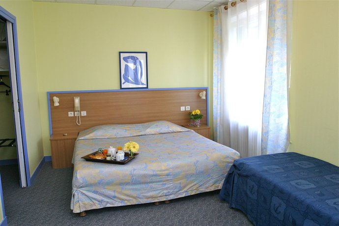 Imagen de la habitación del Hotel Rex, Lorient. Foto 2
