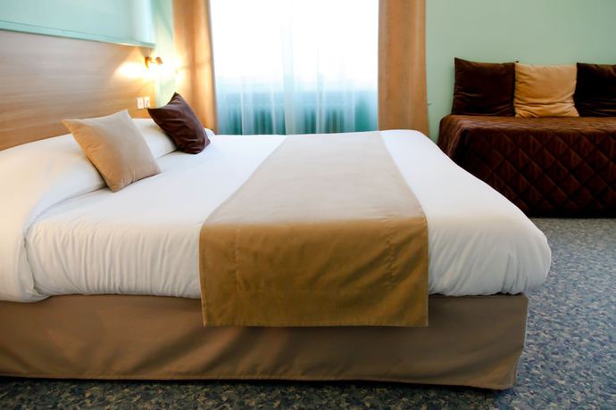 Imagen de la habitación del Hotel Rex, Lorient. Foto 3