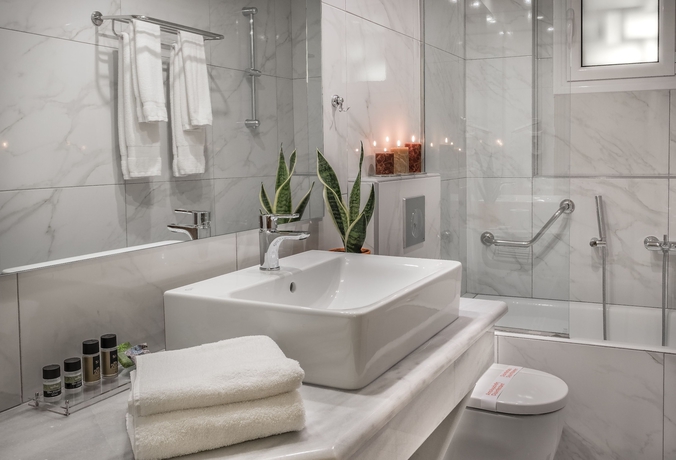 Imagen de la habitación del Hotel Rex, Nauplia. Foto 10