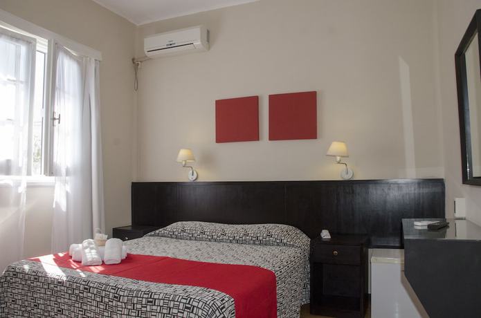 Imagen de la habitación del Hotel Rex Piriapolis. Foto 14