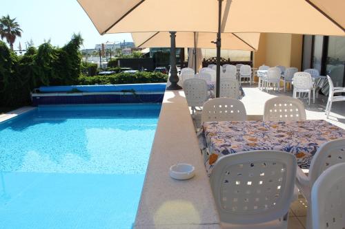 Imagen general del Hotel Rex Residence, Cattolica. Foto 14