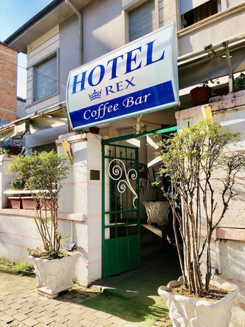 Imagen general del Hotel Rex, Tirana. Foto 1