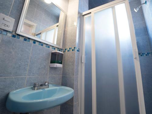 Imagen de la habitación del Hotel Rex, Toluca. Foto 9