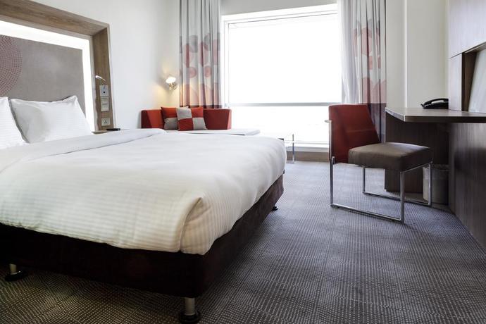 Imagen de la habitación del Hotel Rexan. Foto 8