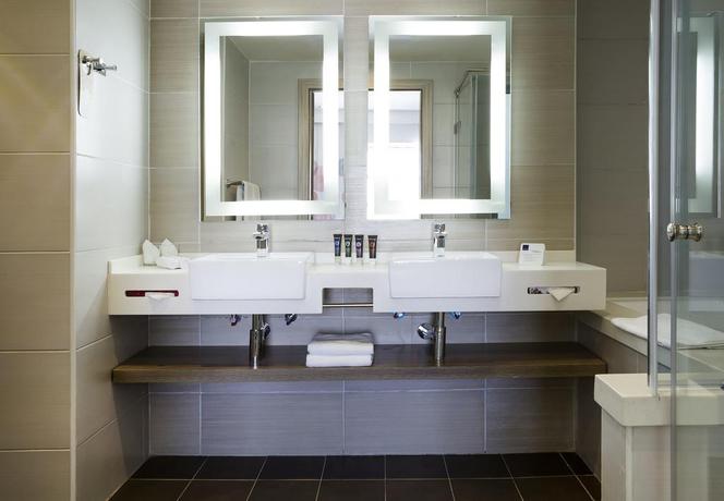 Imagen de la habitación del Hotel Rexan. Foto 9