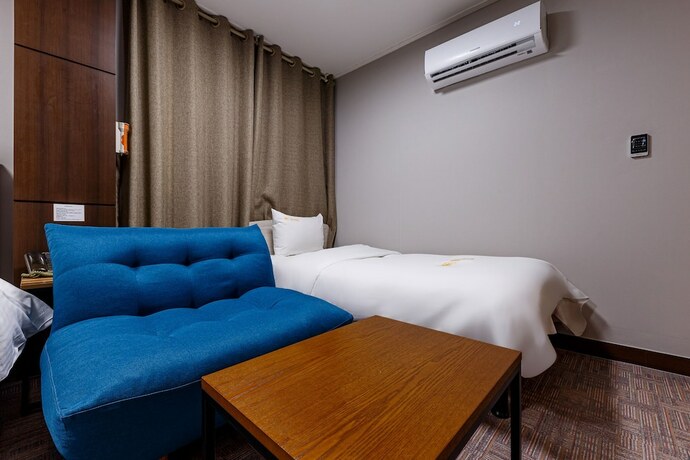 Imagen general del Hotel Rexhotel. Foto 6