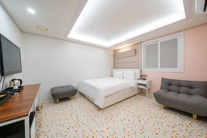 Imagen de la habitación del Hotel Rexhotel. Foto 33
