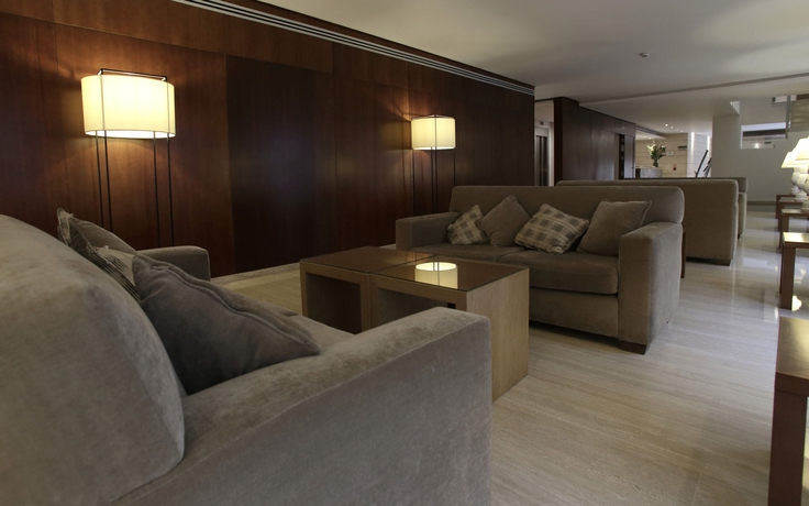 Imagen de los interiores del Hotel Rey Alfonso X. Foto 12