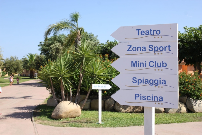 Imagen de los exteriores del Hotel Rey Beach Club. Foto 13