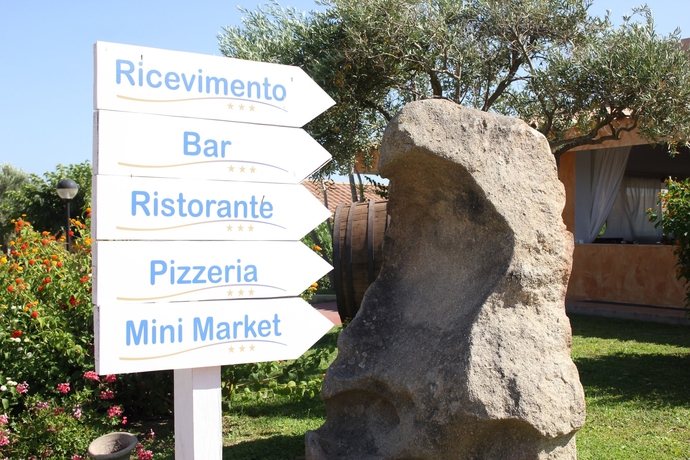 Imagen de los exteriores del Hotel Rey Beach Club. Foto 15