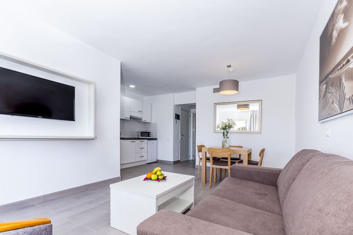 Imagen de la habitación del Hotel Rey Carlos. Foto 6