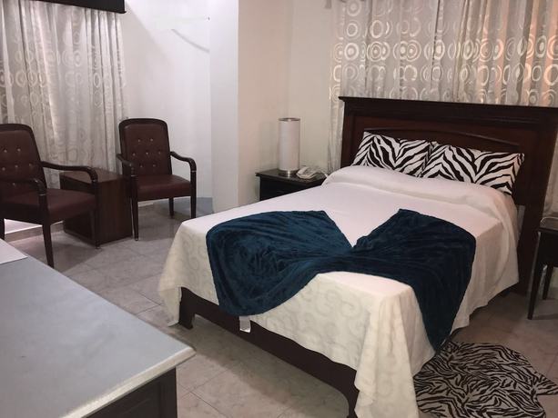 Imagen de la habitación del Hotel Rey, La Vega. Foto 18
