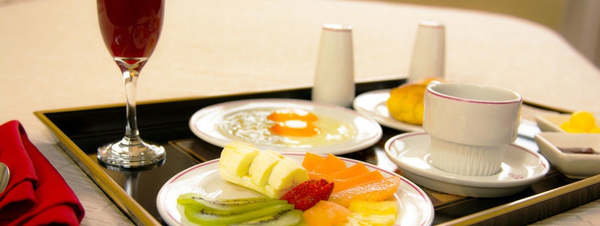 Imagen del bar/restaurante del Hotel Rey Palace. Foto 2