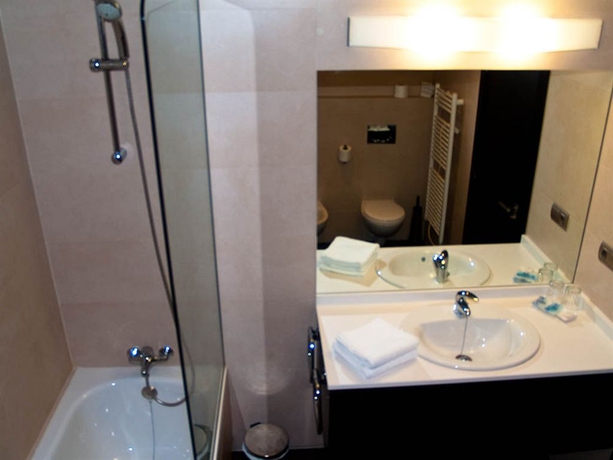 Imagen de la habitación del Hotel Rey Sancho, Navarrete. Foto 5