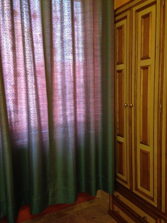 Imagen de la habitación del Hotel Rey, Tur&iacute;n. Foto 11