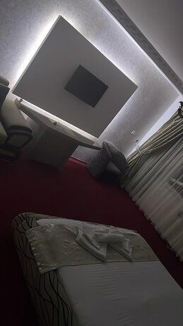 Imagen de la habitación del Hotel Rey and Restorant. Foto 15