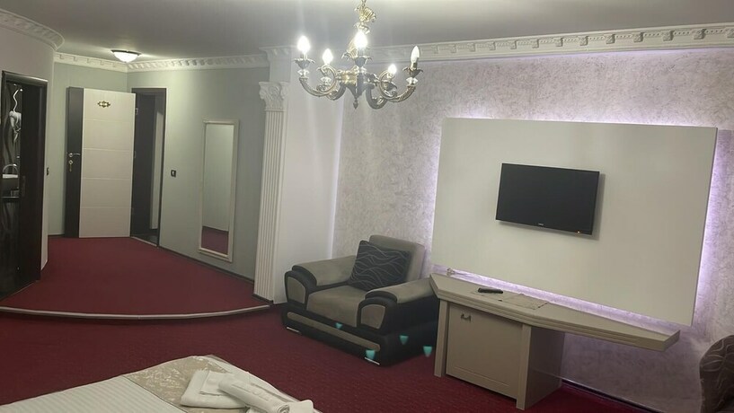 Imagen general del Hotel Rey and Restorant. Foto 13