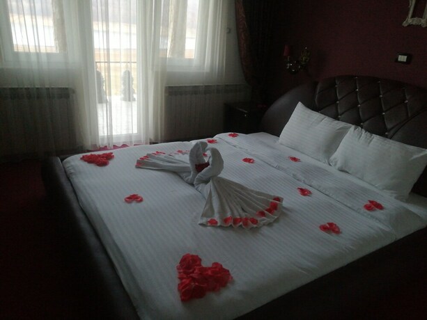 Imagen de la habitación del Hotel Rey and Restorant. Foto 19