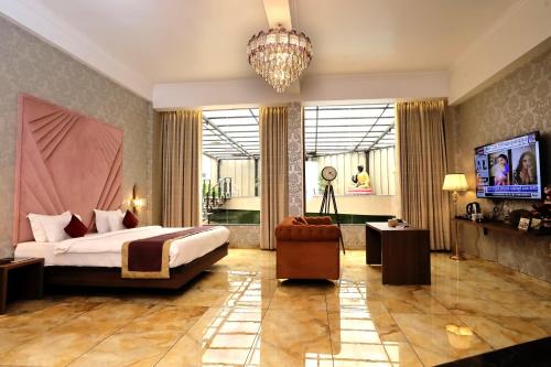 Imagen general del Hotel Reyansh Pride Boisar. Foto 15