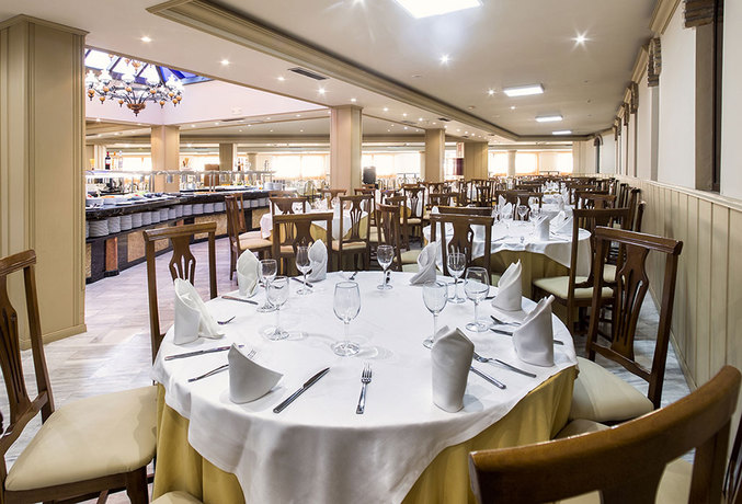 Imagen general del Hotel Reyes Ziríes. Foto 2