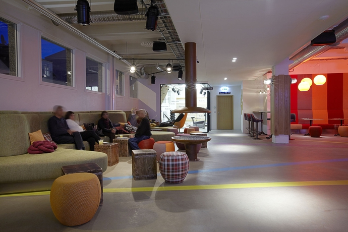 Imagen de los interiores del Hotel Reykjavik Marina - Berjaya Iceland Hotels. Foto 11