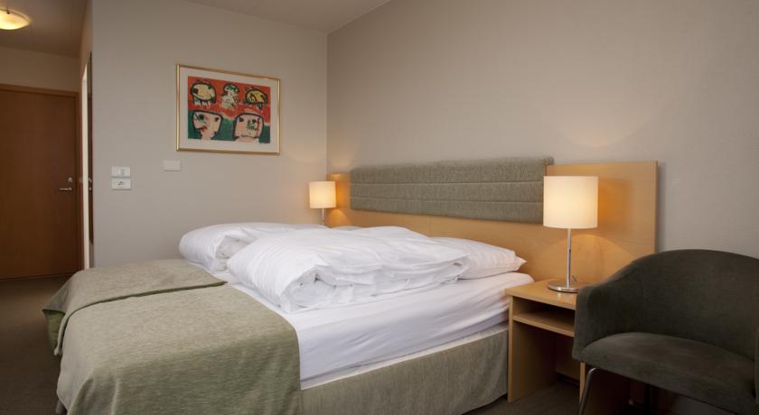 Imagen de la habitación del Hotel Reynihlid. Foto 4