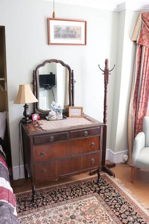 Imagen de la habitación del Hotel Reynolds House Inn and Motel. Foto 12