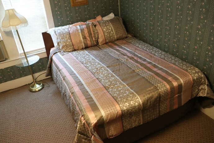 Imagen de la habitación del Hotel Reynolds House Inn and Motel. Foto 20